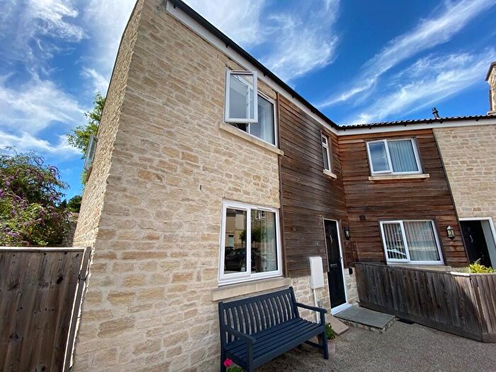 2 Bedroom Semi-Detached House To Rent In Avonvale Place, Bath, Somerset, BA1