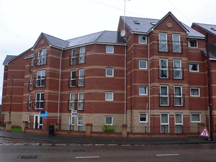 2 Bedroom Flat To Rent In Swan Lane, Stoke, Coventry, West Midlands, CV2