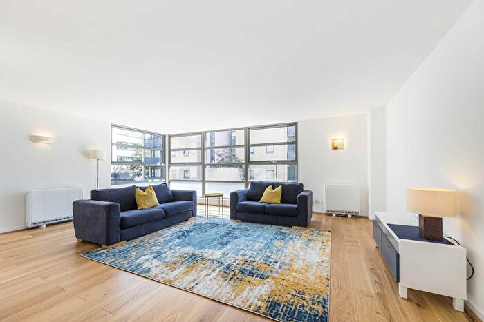 2 Bedroom Apartment To Rent In New Wharf Road, Kings Cross, N1