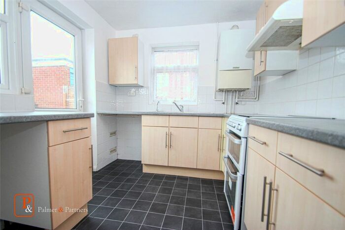 2 Bedroom Bungalow To Rent In Kingfisher Close, Longridge Park, Colchester, Essex CO4