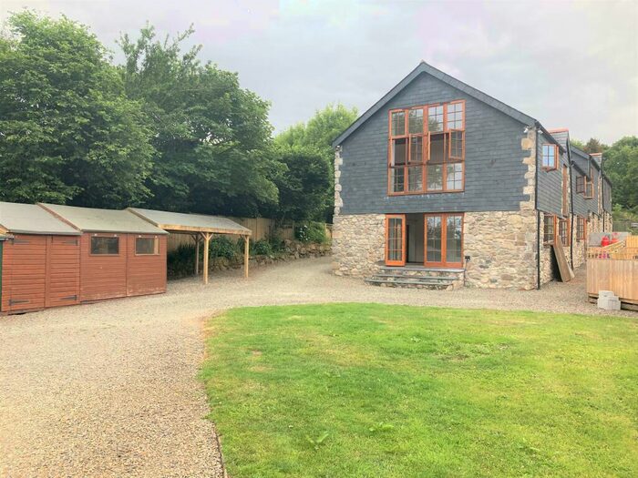 4 Bedroom House To Rent In Tremodrett, PL26