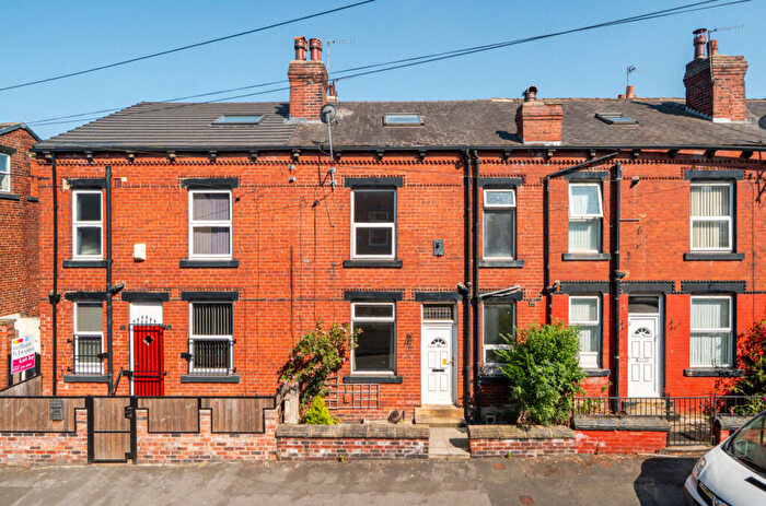 2 Bedroom Terraced House For Sale In Edinburgh Place, Leeds, West Yorkshire, LS12