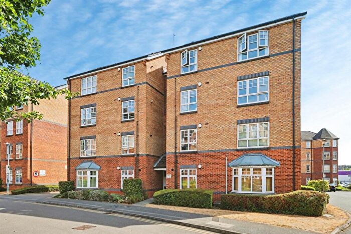 1 Bedroom Flat For Sale In Beckets View, Northampton, NN1
