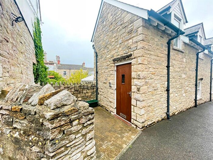 1 Bedroom Flat To Rent In Stafford Road, Swanage, BH19