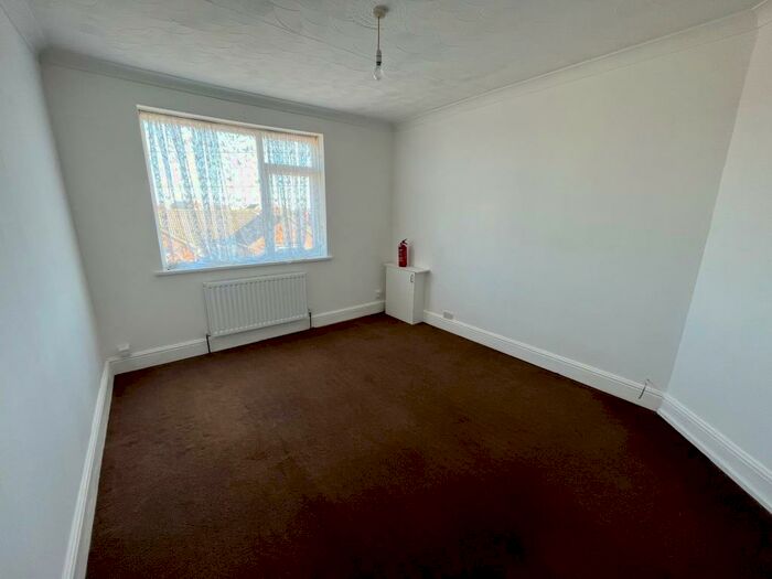 1 Bedroom Flat To Rent In Seacroft Road, Mablethorpe, LN12