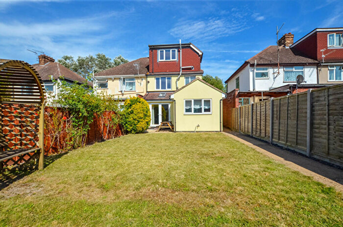 4 Bedroom Semi-Detached House To Rent In Coldhams Lane Cambridge, CB1