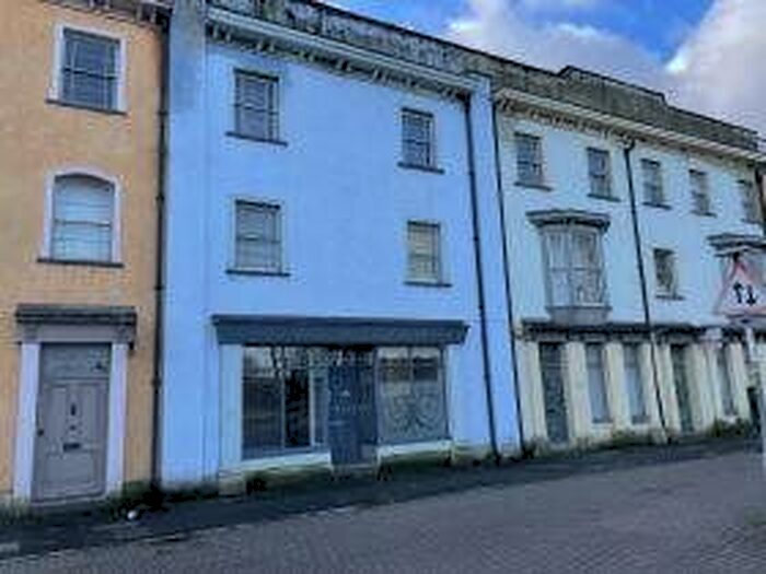 1 Bedroom Flat To Rent In Lower Dock Street, Newport, NP20