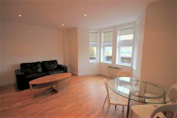 2 Bedroom Flat To Rent In Old Kent Road, Bermondsey, SE15