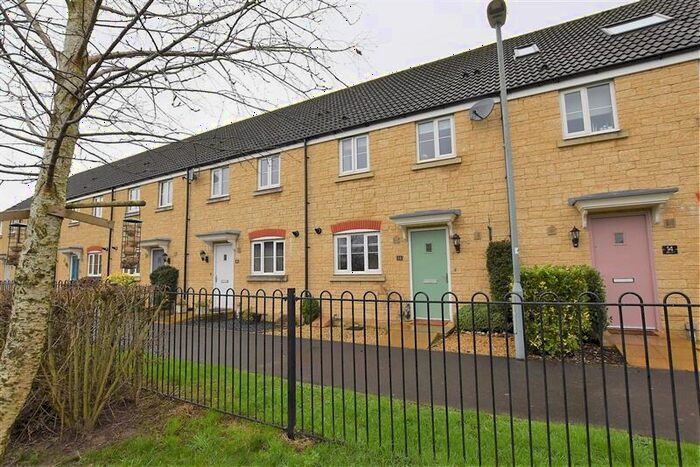 3 Bedroom Semi-Detached House To Rent In Upper Court, Westfield, BA3