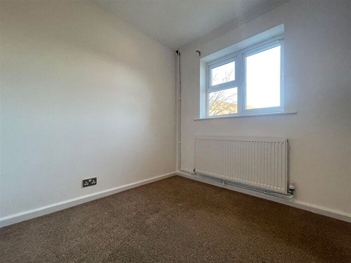 2 Bedroom Terraced House To Rent In Lancaster Way, Abbots Langley, WD5