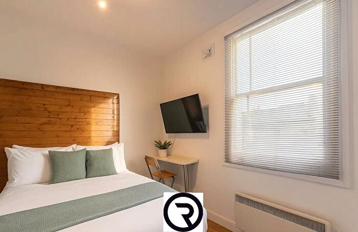 Studio To Rent In Junction Road, Archway, London, N19