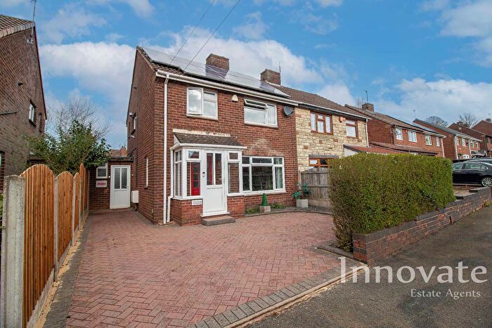 3 Bedroom Semi Detached House For Sale In Uplands Road, Dudley, DY2