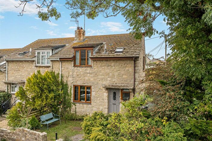 3 Bedroom End Of Terrace House For Sale In New Road, Portesham, Weymouth, DT3