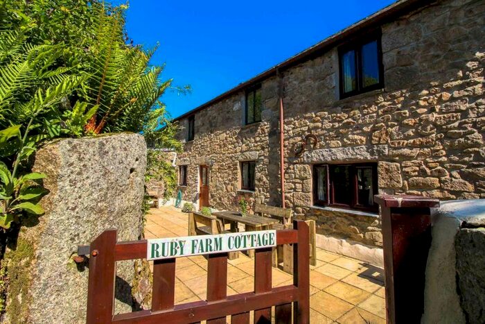 3 Bedroom Cottage To Rent In Porkellis, Helston, TR13