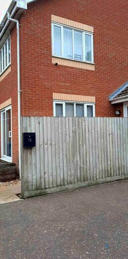 3 Bedroom Semi-Detached House To Rent In Bridge Close, Briston, NR24