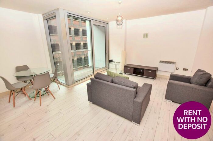 2 Bedroom Flat To Rent In Great Northern Tower, Watson Street, Deansgate, Manchester, M3