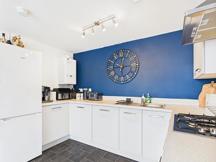 2 Bedroom Flat For Sale In Apartment, City Centre, Birmingham, B5