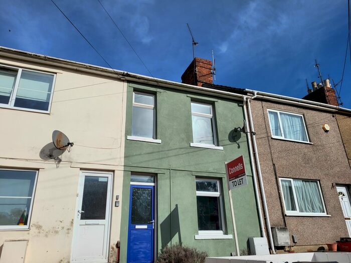 2 Bedroom Property To Rent In Kingshill Road, Swindon, SN1