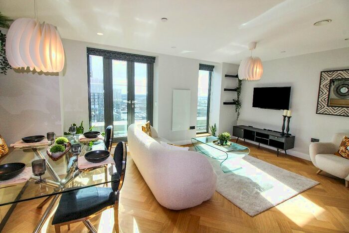 2 Bedroom Flat To Rent In Penthouse Block B, Oxygen Tower, Store Street, Manchester, M1