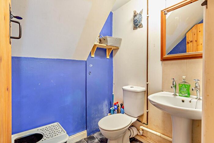 3 Bedroom End Of Terrace House For Sale In Higher Tamar Terrace, Gunnislake, PL18