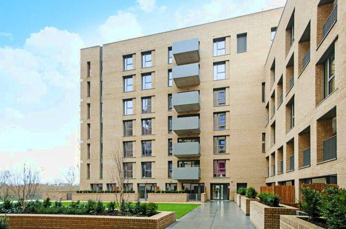 1 Bedroom Flat To Rent In Moorhen Drive, Hendon, London, NW9