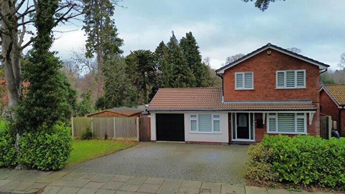 4 Bedroom Detached House For Sale In Raby Drive, Raby Mere, CH63