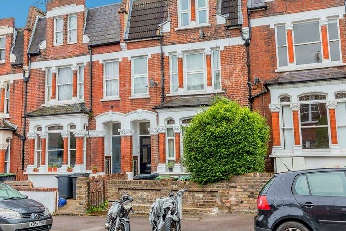 1 Bedroom Flat To Rent In Inderwick Road, N8