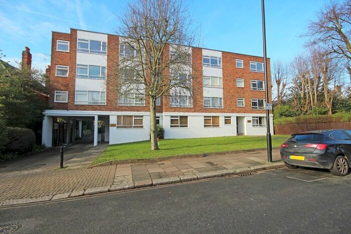 1 Bedroom Flat To Rent In Mount Park Road, London, W5