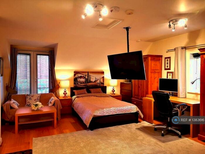 Studio To Rent In Simmonds Crescent, Lower Earley, RG6