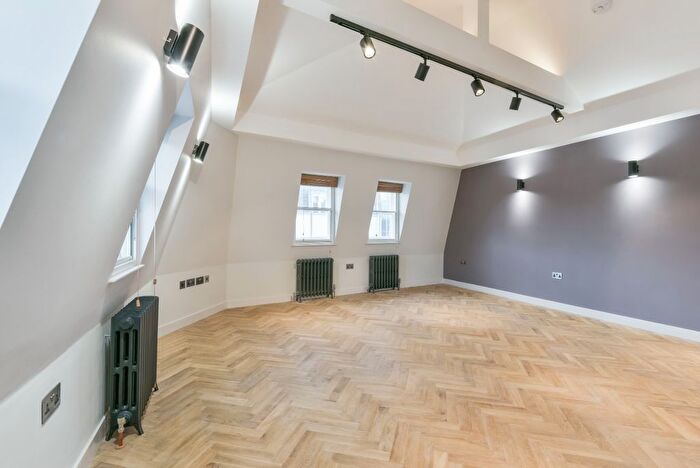 2 Bedroom Flat To Rent In Frith Street, London, Greater London, Soho, W1D