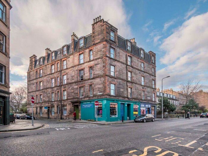2 Bedroom Flat To Rent In Cheyne Street, Stockbridge, EH4