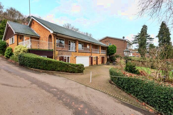 4 Bedroom Detached House To Rent In Charterhouse Road, Godalming GU7