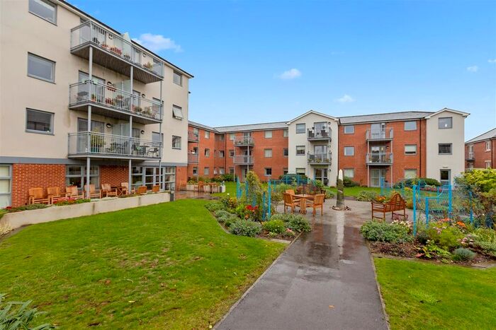 1 Bedroom Flat For Sale In New Road, Basingstoke, RG21