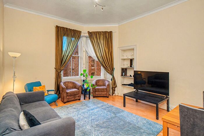 3 Bedroom Flat For Sale In Forrest Road, Edinburgh, EH1