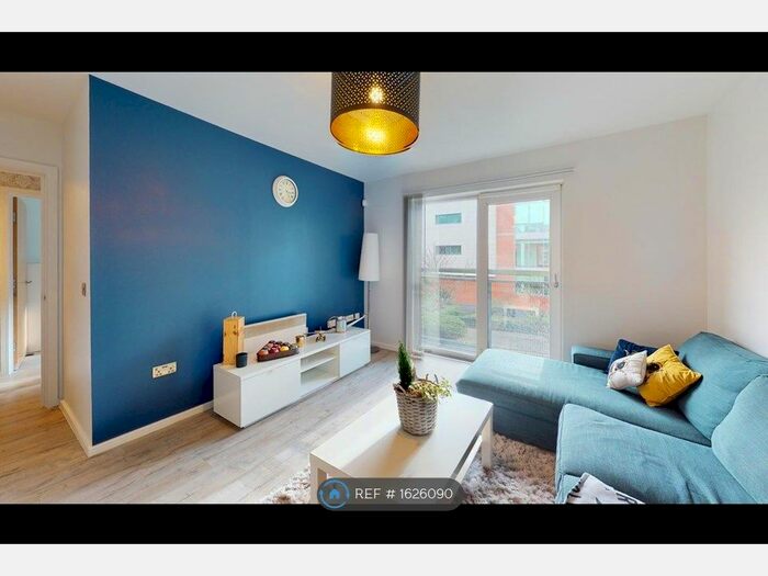 2 Bedroom Flat To Rent In The Boulevard, Manchester, M20