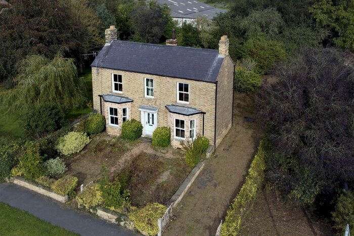 3 Bedroom Property For Sale In Park Cottages, Campey Lane, Melbourne, York, YO42