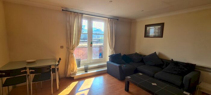 2 Bedroom Flat To Rent In Curzon Place, Gateshead, NE8