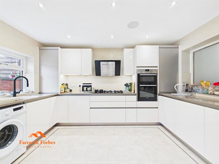 3 Bedroom Semi Detached House For Sale In Reeval Close, Earby, Barnoldswick, BB18