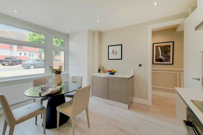 5 Bedroom Semi-Detached House To Rent In Rundell Crescent, Hendon, London, NW4