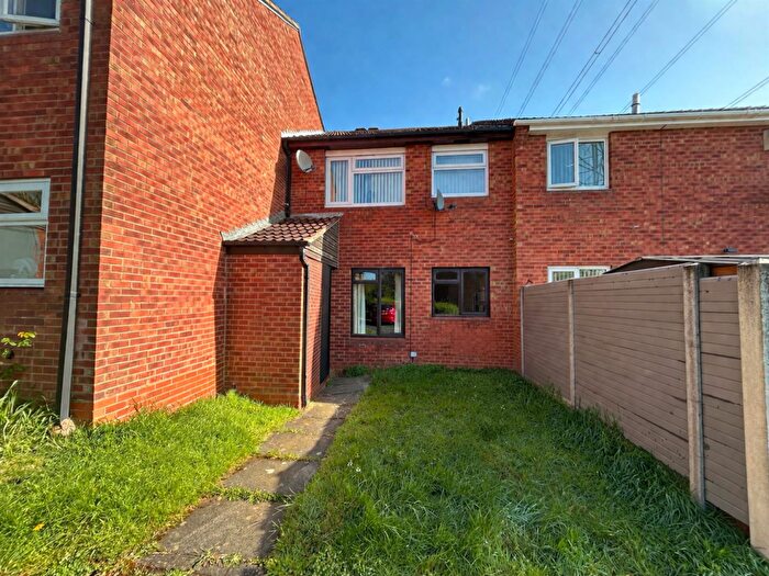 1 Bedroom Apartment For Sale In Nailers Close, Birmingham, B32
