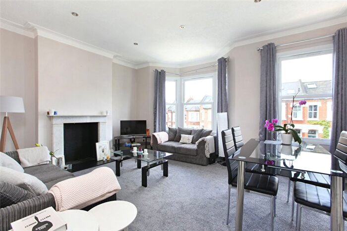 2 Bedroom Flat To Rent In Lysias Road, Clapham South, SW12