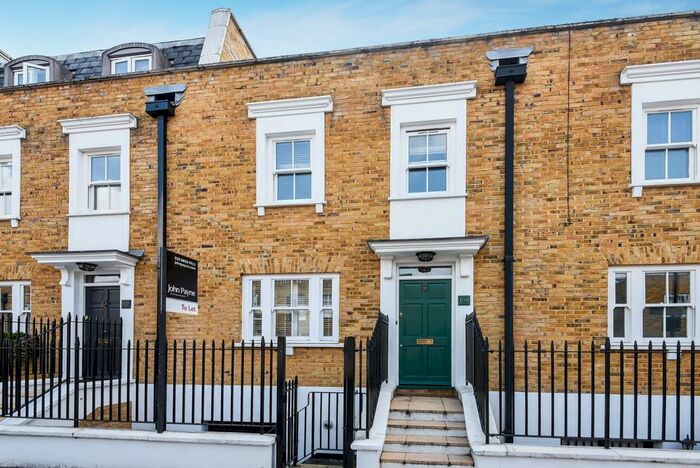 3 Bedroom Terraced House To Rent In King George Street, London, SE10