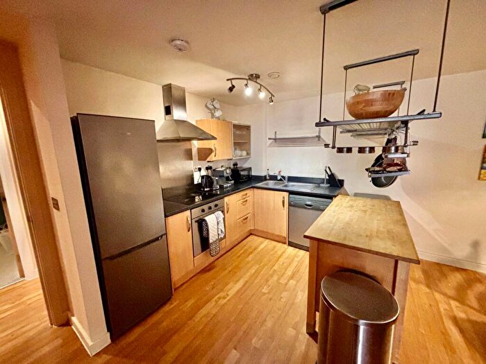 2 Bedroom Apartment For Sale In George Street, Birmingham, B3