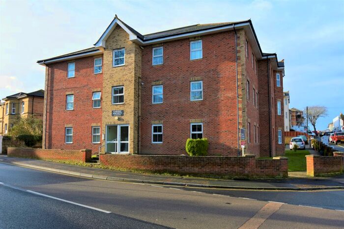 2 Bedroom Flat To Rent In North Road, Shanklin PO37