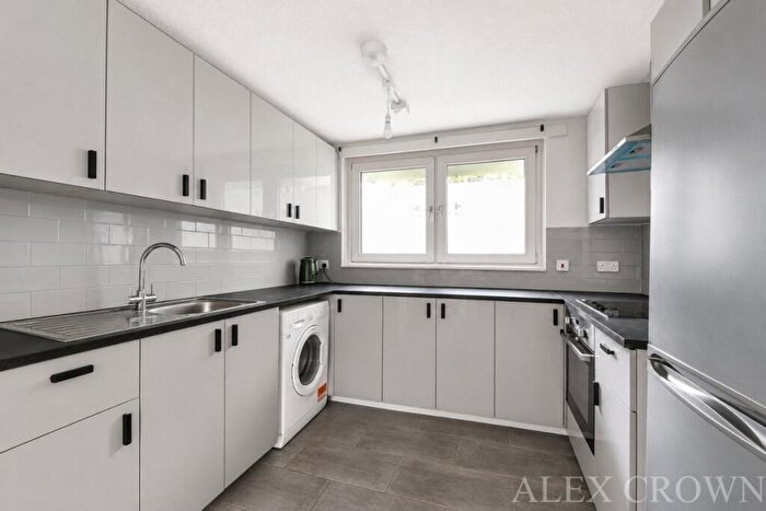 4 Bedroom Flat To Rent In Cumberland Market, Euston, NW1