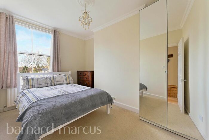 1 Bedroom Flat To Rent In Cambridge Road, Teddington TW11