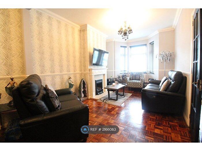 3 Bedroom Terraced House To Rent In Soham Road, Enfield, EN3