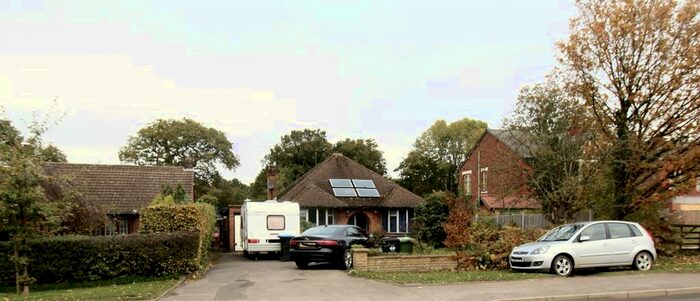 6 Bedroom Bungalow To Rent In Rugby Road, Binley Woods, Coventry CV3