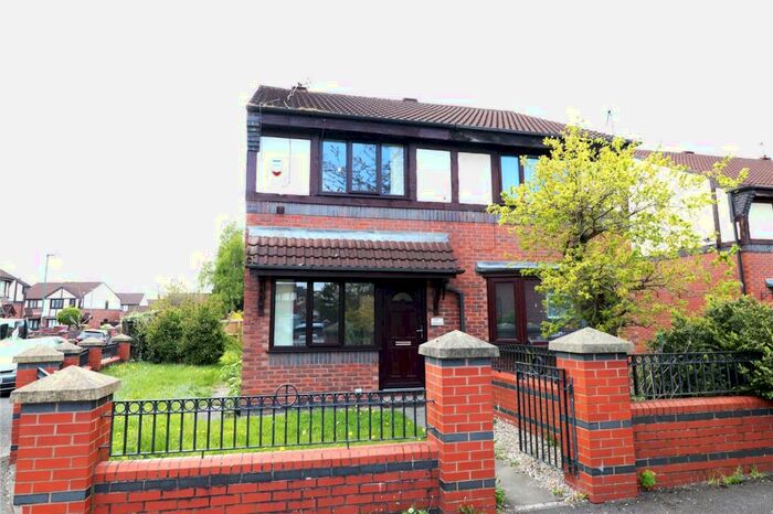 2 Bedroom Semi-Detached House To Rent In Hartwell Close, Beswick, Manchester, M11
