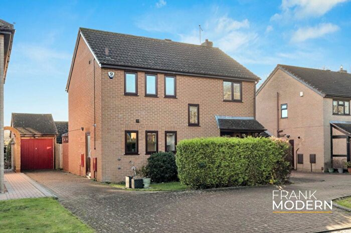 3 Bedroom Detached House For Sale In Haywardsfield, Peterborough, PE3